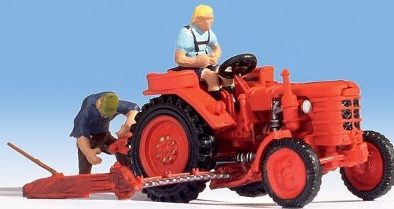 NOC16756 - FAHR Traktor mit Figuren - 1