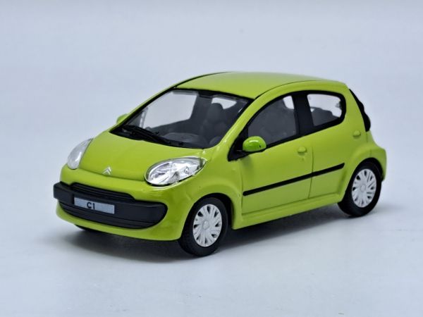 CAR32750 - CITROEN C1 Gelb - 1