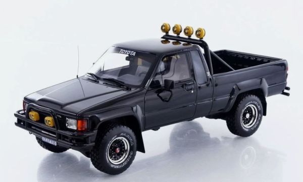 OT481B - 1985 Toyota Hilux SR5 Schwarz - 1