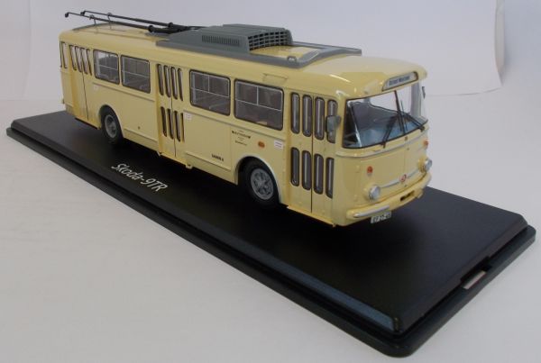 PRXPCL47064 - Cremefarbener SKODA 9TR Elektro-Stadtbus - 1