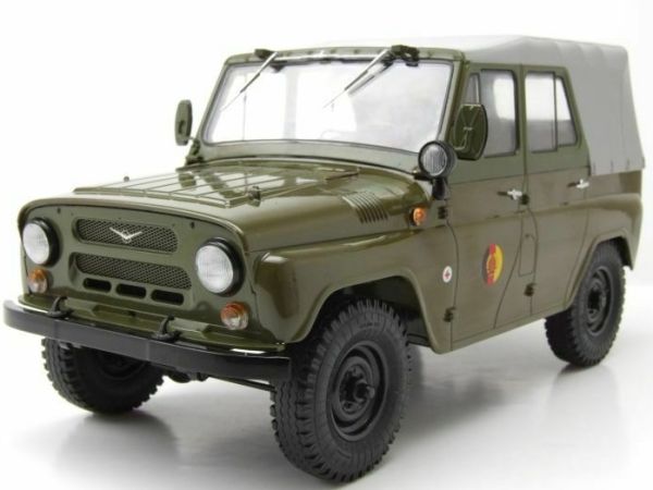 PRXPCL47087 - UAZ 469 4x4 Cabrio geschlossen Bundeswehr - 1