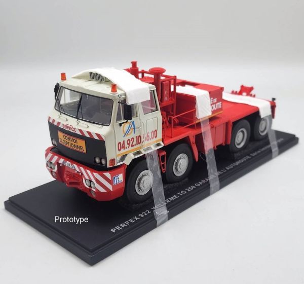 PER922 - WILLEME TG 250 8x4 AUTOBAHNGARAGE - 1