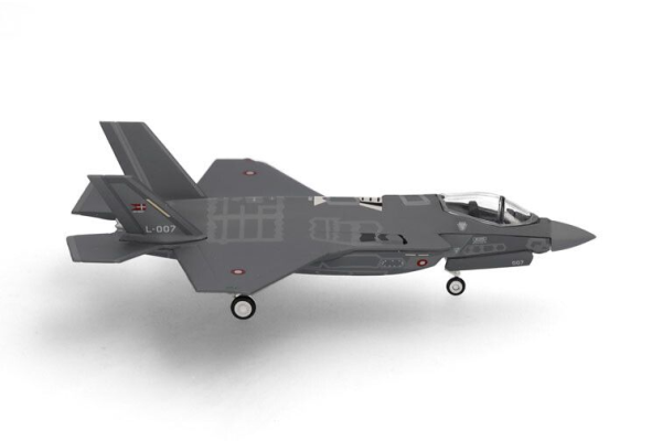 HER573603 - LOCKHEED Martin F-35A Lightning II Königlich-Dänische Luftwaffe Eskadrille 727 Skydstrup Air Base - 1