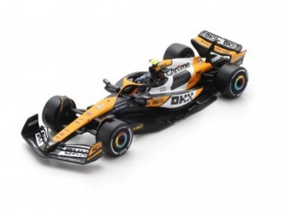 SPAY409 - McLAREN MCL38 #4 McLaren Formula 1 Team 1. GP Singapur 2024 L.NORRIS - 1
