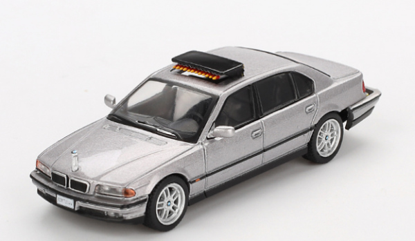 MGT00902-007E - BMW 750 IL E39 Tomorrow Never Dies Verpackung englische Version 1997 - 1