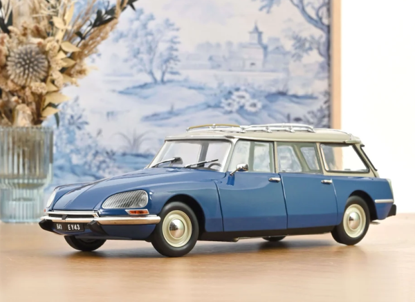 NOREV181772 - CITROEN Break 21 1970 Blau Danube - 1