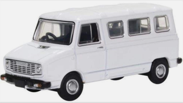 OXF76SHP010 - LEYLAND Sherpa Van, weiß - 1