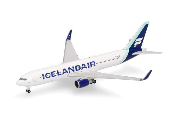 HER539241 - BOEING 767-300 Icelandair Borreal mit blauem Streifen am Heck - 1