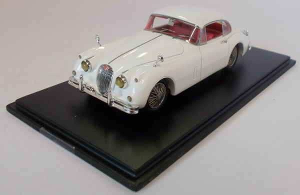 TWINT01.0523 - JAGUAR XK 150 1958 weiß - 1