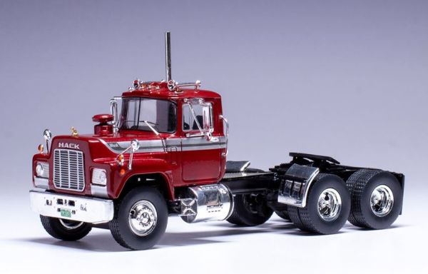 IXOTR212.22 - MACK Serie R 6x4 1966 Rot - 1