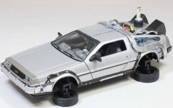 WEL22441FV-GW - DELOREAN DMC12 Back to the Future II fliegende Version - 1