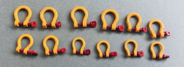 YCC631-2 - 12 Schäkel – 4 x 100 Tonnen; 4 x 55 Tonnen; 4 x 25 Tonnen Gelb – Miniatur - 1