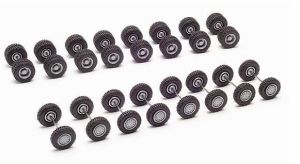 HER054089 - Geländereifen mit 4x4-Felgen – 8 Paar Vorderräder und 8 Zwillingsräder