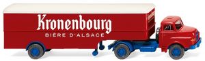 WIK051322 - SAVIEM 4x2 mit KRONENBOURG Auflieger