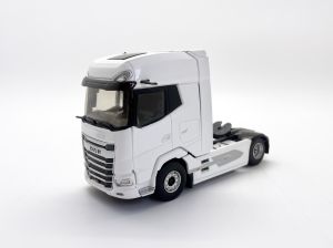ELI117564 - DAF XG+ 4x2 weiß