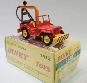 DIN1412 - JEEP Abschleppwagen rot - Edition Atlas