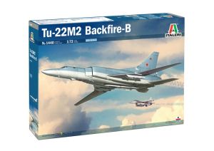 ITA1440 - Bomber TUPOLEV Tu-22 M3 Backfire B zum Zusammenbauen und Bemalen