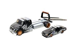 MST15055MJBKS - INTERNATIONAL Durastar Flatbed 1988 mit FORD Mustang LX #22 - TOYO TIRES unter Blister