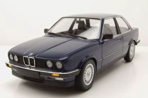 MNC155026009 - BMW 323i - E30 1982 Blau