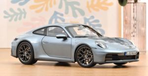 NOREV187170 - PORSCHE 911 Carrera 2025 Metallic-Silber