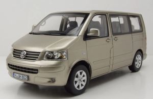 NOREV188602 - Volkswagen Multivan, Baujahr 2003, Beige-Weizen-Metallic