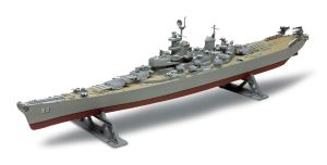 REV10301 - Schlachtschiff USS Missouri zum Bemalen und Zusammenbauen