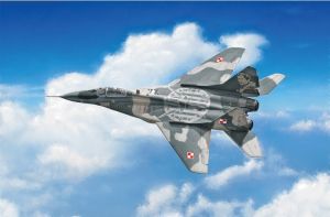 ITA1377 - Kampfflugzeug MIG-29 Fulcrum zum Zusammenbauen und Lackieren