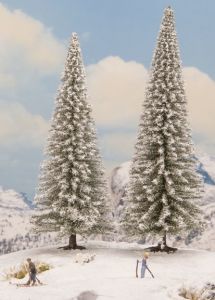 NOC21966 - 2 schneebedeckte Weihnachtsbäume 18 und 20 cm