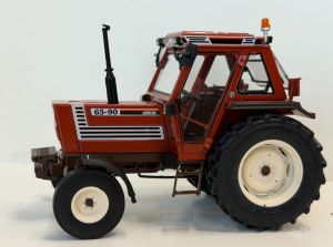 ROS30256 - FIAT 65-90 2WD Super-Komfortkabine – Limitiert auf 500 Stück.