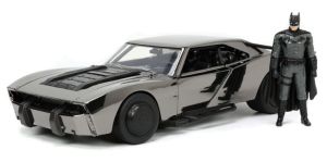 JAD33740 - Batmobil Schwarz Chrom 2022 mit Batman Figur
