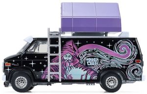 GREEN38080-C - 1978 GMC Vandura Custom-Campervan mit Dachzelt aus der Serie THE GREAT OUTDOORS, noch in Originalverpackung.