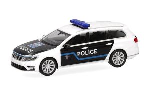 HER099097 - VOLKSWAGEN Passat Variant GTE Polizei Paris