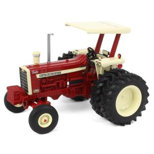 ERT44307 - FARMALL 1206 mit Überrollbügel Zwillingsräder hinten - Farm Show 2023