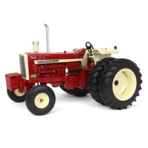 ERTL44382 - IH FARMALL 1206 hintere Zwillingsbereifung - Prestige Kollektion