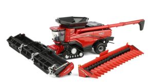 ERT44408 - CASE IH AF11 Raupenmähdrescher mit zwei Schneidwerken