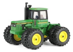 ERT45998 - JOHN DEERE 8450 mit Zwillingsbereifung - Prestige-Kollektion