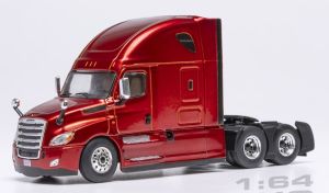 IXO64TR013B - FREIGHTLINER Cascadia 6x4 2018 Dunkelrot