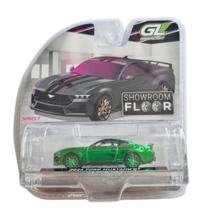 GREEN68070-B_VERT - FORD Mustang GT 2024, grün, aus der Serie SHOWROOM FLOOR, in Blisterverpackung