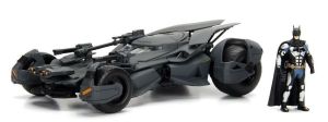 JAD99232 - Batmobil Justice League mit Batman