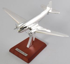ATL7504010 - Amerikanisches Transportflugzeug DOUGLAS DC-3 1935