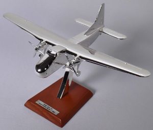 ATL7504021 - Transportflugzeug für Streckenfährverbindungen nach Frankreich BRISTOL Type 170 Superfreighter MK 32 1953
