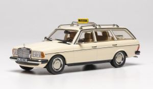 IXOCLC693N.22 - Mercedes-Benz 200T S123, Baujahr 1982 – Taxi