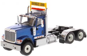DCM71004 - INTERNATIONAL HX520 6x4 Day Cab Tandem blau