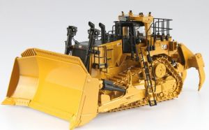 DCM85604 - Stier CATERPILLAR D11T mit Fahrer