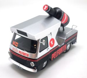 PER233 - TDF 1977 Silver and Black - PELFORTH - Limited to 125 units.