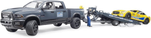 BRU2504 - DODGE RAM 2500 Power Wagon mit Anhänger und Roadster Racing Teamauto