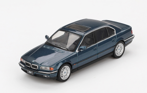 MGT00894-L - BMW 750 IL E39 Sorrento-Blau Metallic 1998