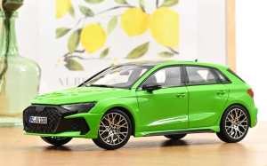 NOREV188390 - AUDI RS 3 Sportback 2025 Grün Kyalami