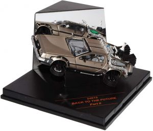 VIT24015 - Delorean DMC 12 fliegende Version des Films Zurück in die Zukunft II