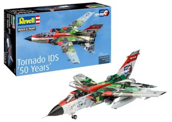 REV03769 - Flugzeug PANAVIA Tornado IDS – 50 Jahre zum Zusammenbauen und Bemalen